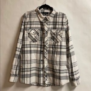 Men’s Large Woven Long Sleeved Button Down Shirt